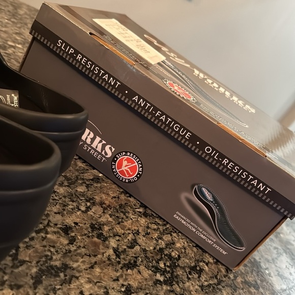 Easy works black Kris women’s slip resistant mules clogs NIB 11 - Picture 9 of 10